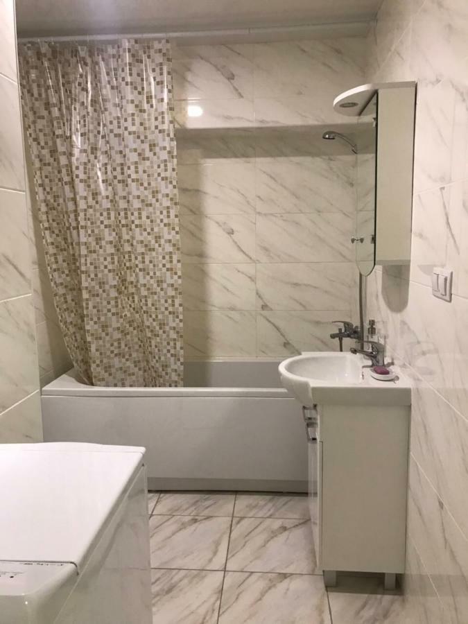 New Quiet Place In Kiev Экстерьер фото